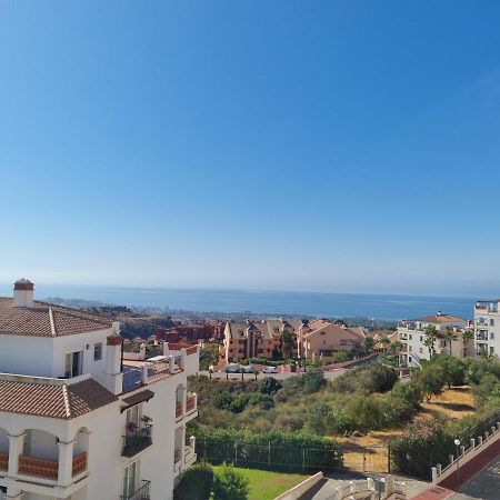 Elegant Apartment With Fantastic Views At The Top Of Calahonda Sitio de Calahonda 외부 사진