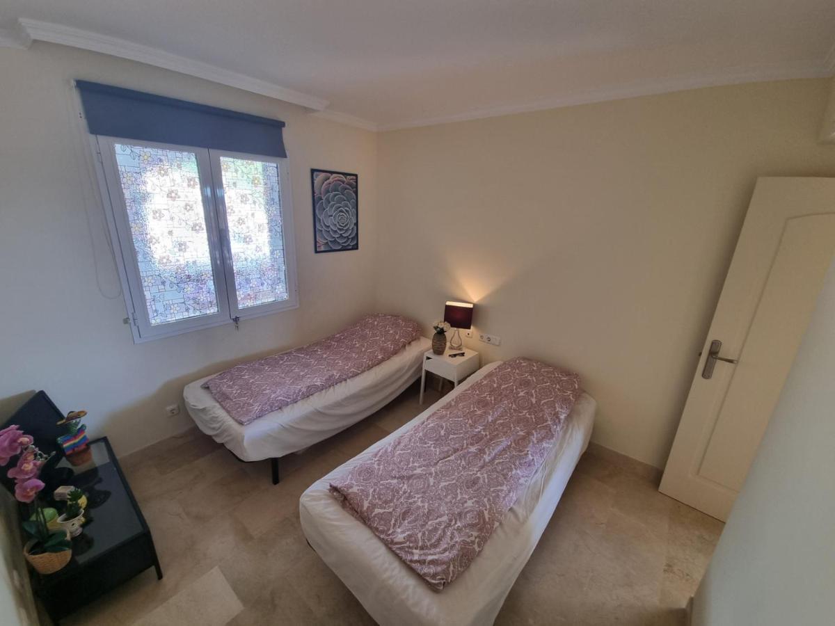 Elegant Apartment With Fantastic Views At The Top Of Calahonda Sitio de Calahonda 외부 사진