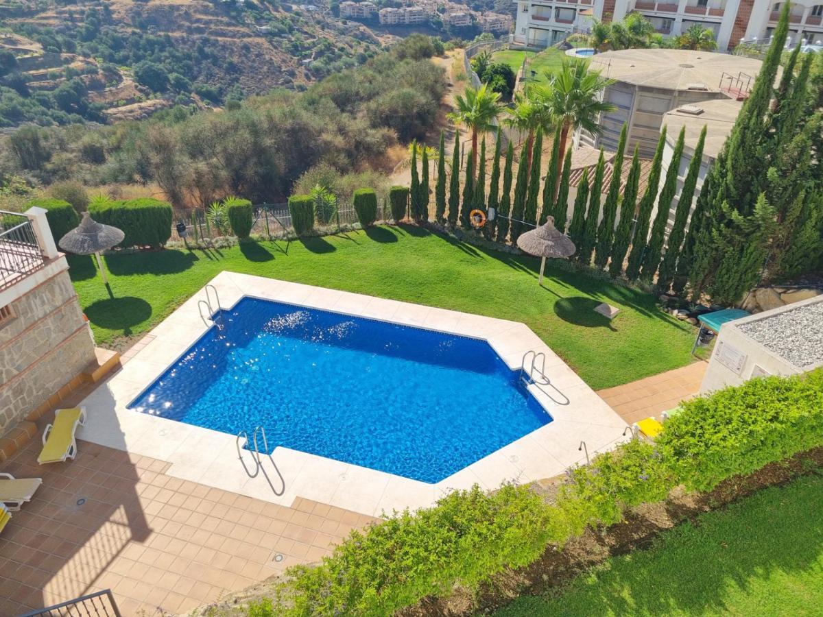 Elegant Apartment With Fantastic Views At The Top Of Calahonda Sitio de Calahonda 외부 사진