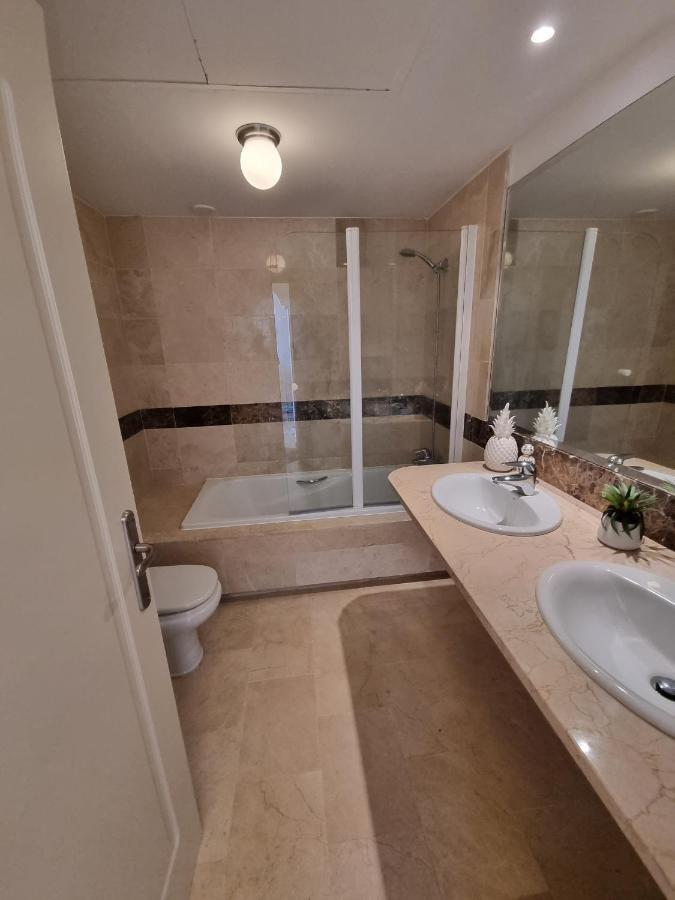 Elegant Apartment With Fantastic Views At The Top Of Calahonda Sitio de Calahonda 외부 사진