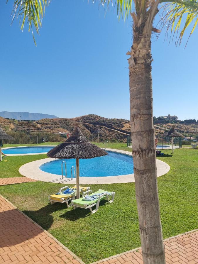 Elegant Apartment With Fantastic Views At The Top Of Calahonda Sitio de Calahonda 외부 사진